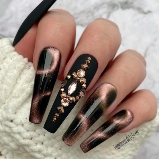 LoveNess Gelpolish Cat Iced #02